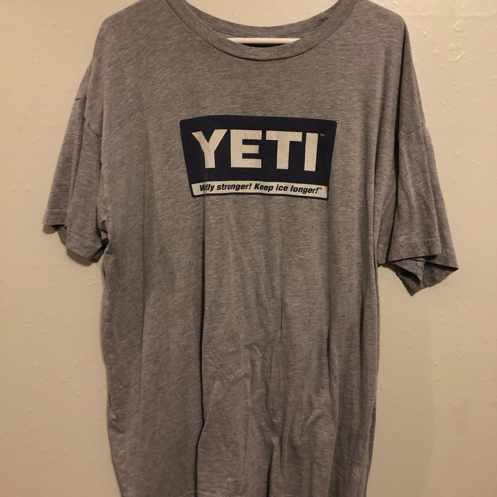 Men’s yeti shirt